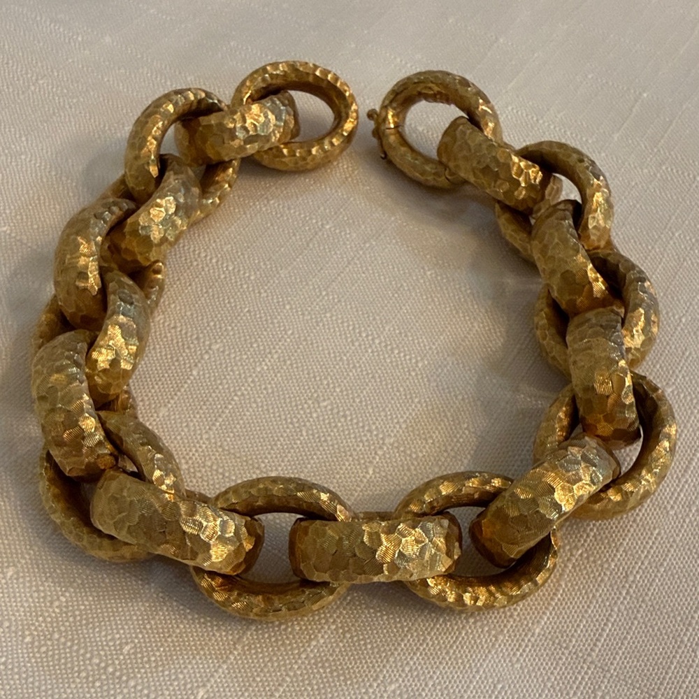Vintage 18k Gold Hammered Bracelet by Leandro Leoni of Italy